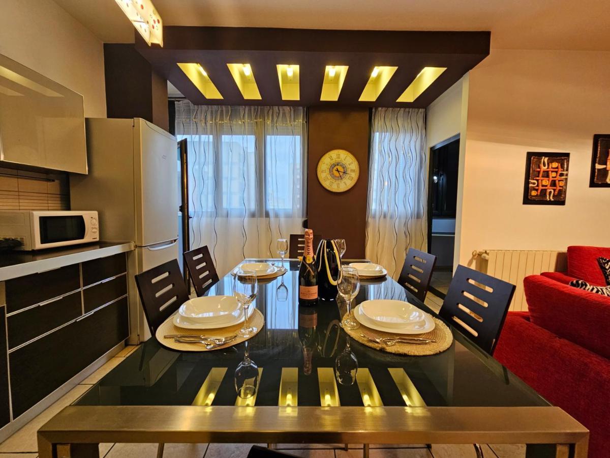 Center Apartment Easy_Luxury Tirana Kültér fotó