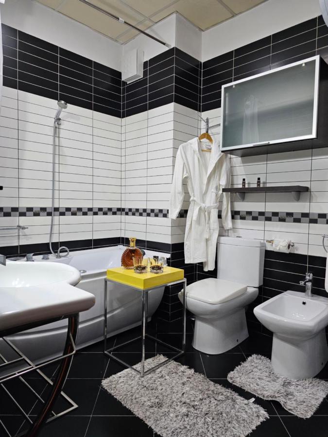Center Apartment Easy_Luxury Tirana Kültér fotó