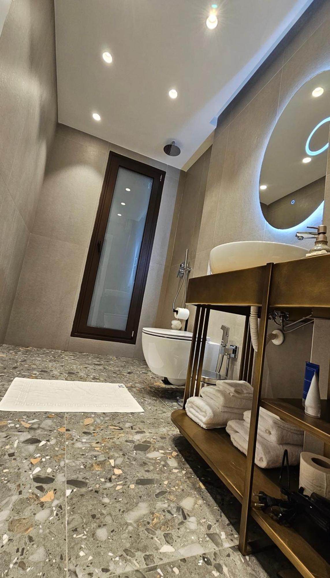 Center Apartment Easy_Luxury Tirana Kültér fotó