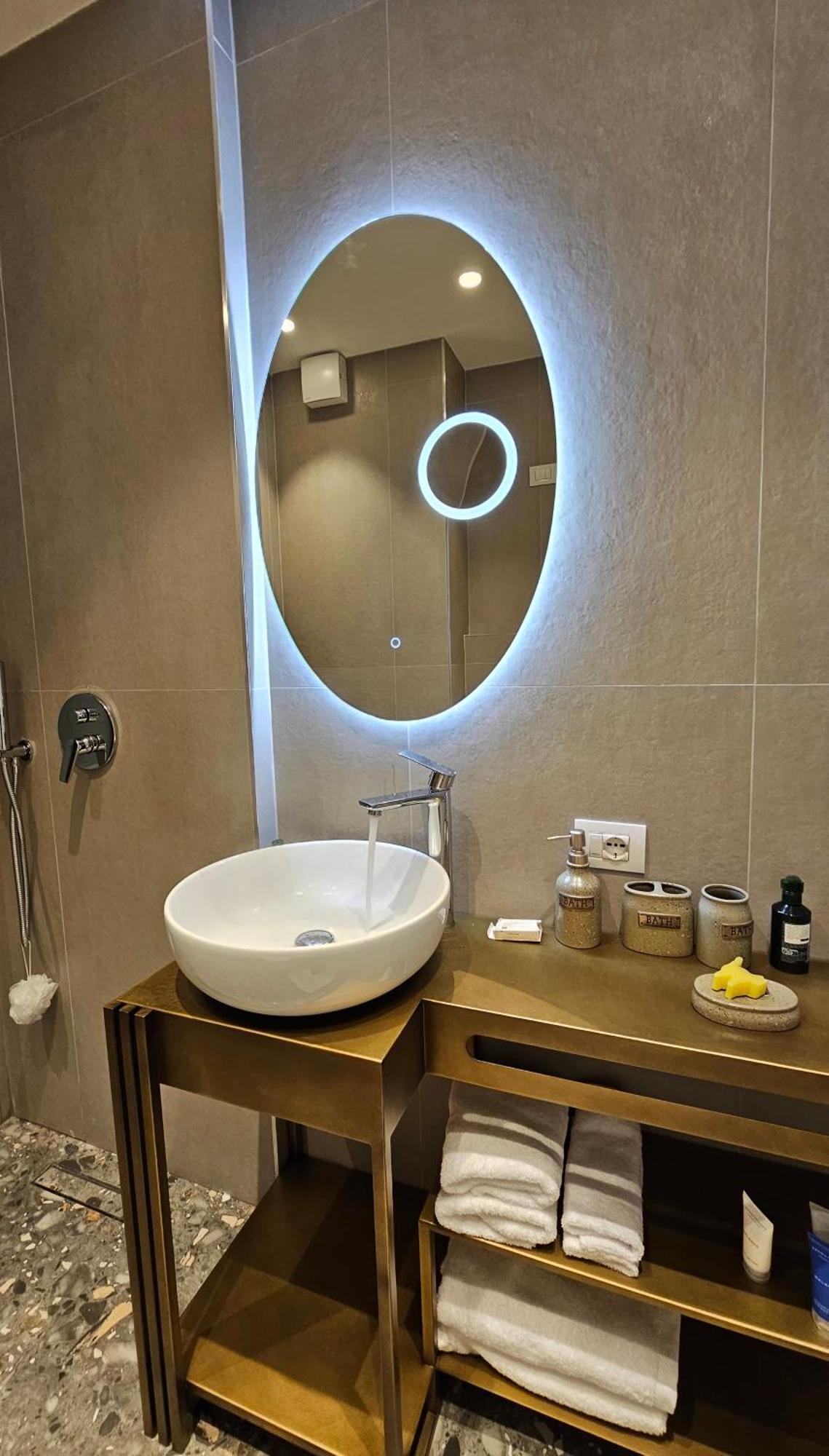 Center Apartment Easy_Luxury Tirana Kültér fotó