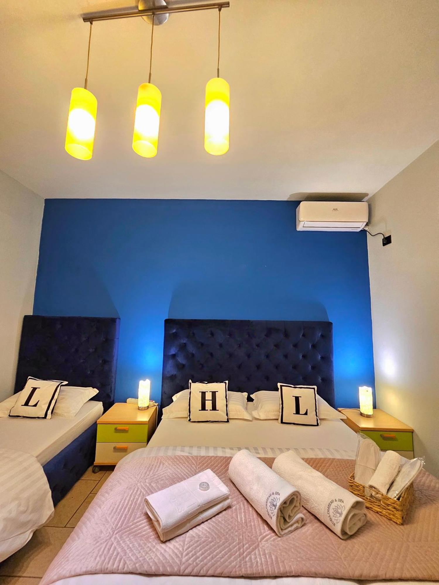 Center Apartment Easy_Luxury Tirana Kültér fotó