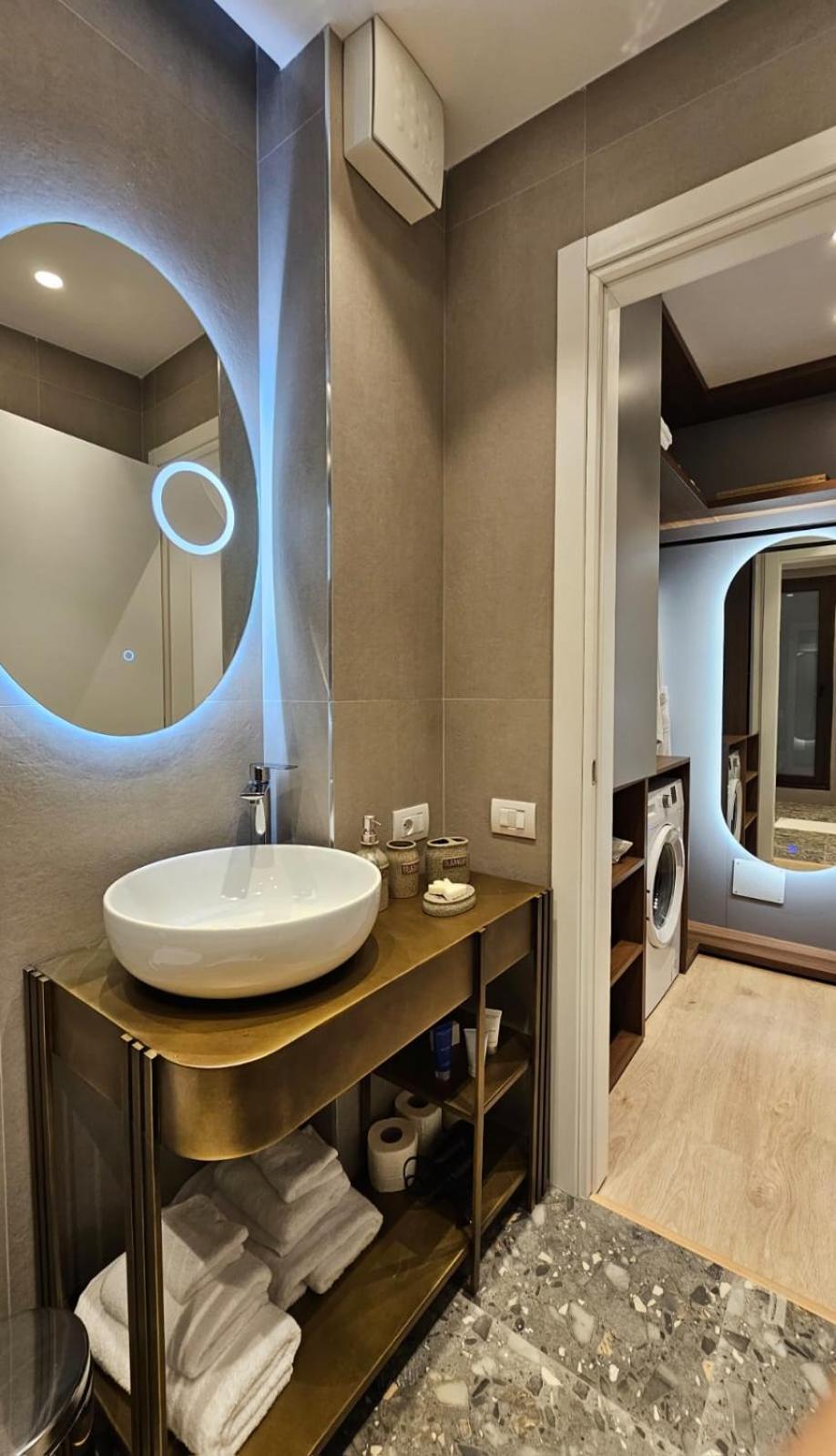 Center Apartment Easy_Luxury Tirana Kültér fotó