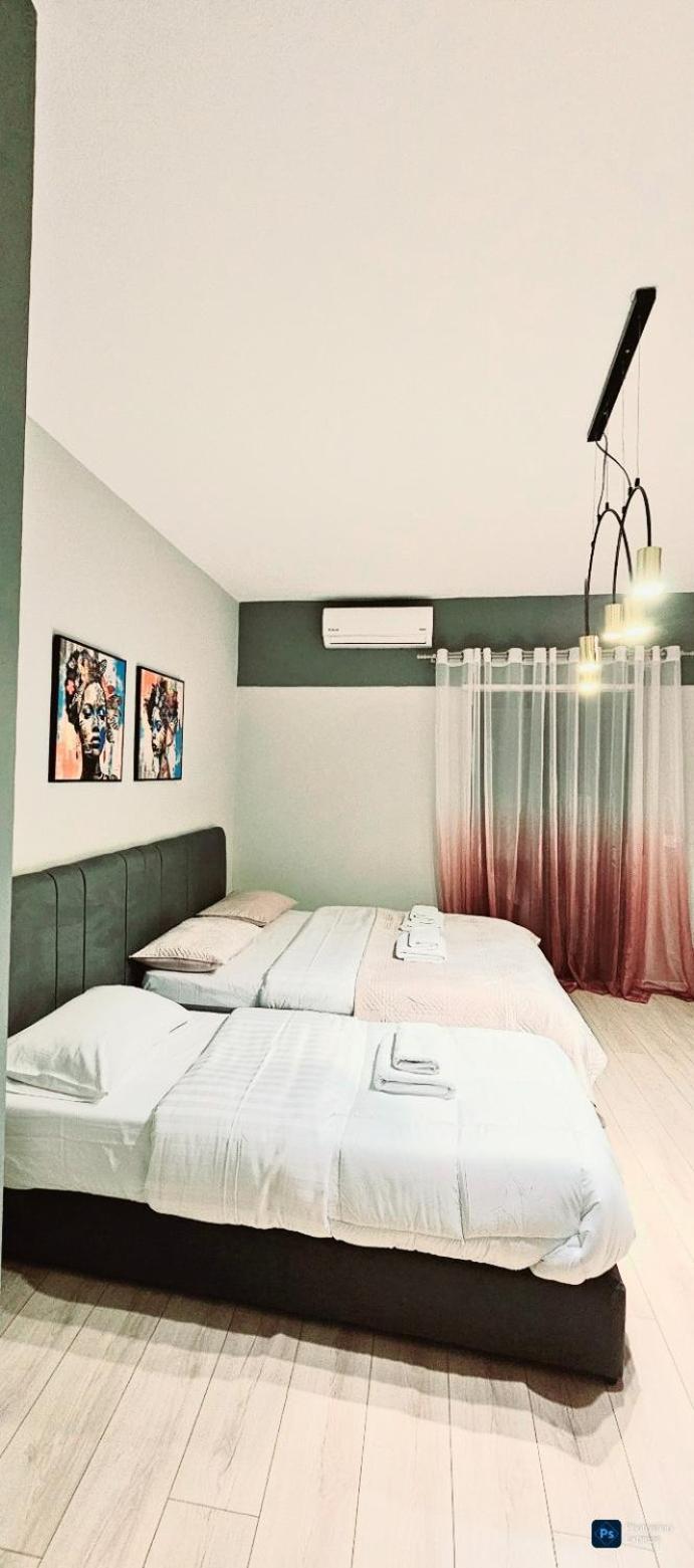 Center Apartment Easy_Luxury Tirana Kültér fotó