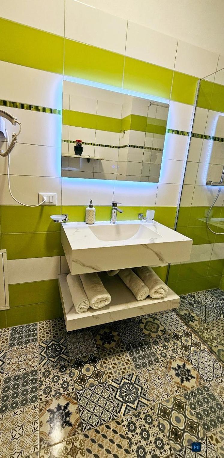Center Apartment Easy_Luxury Tirana Kültér fotó